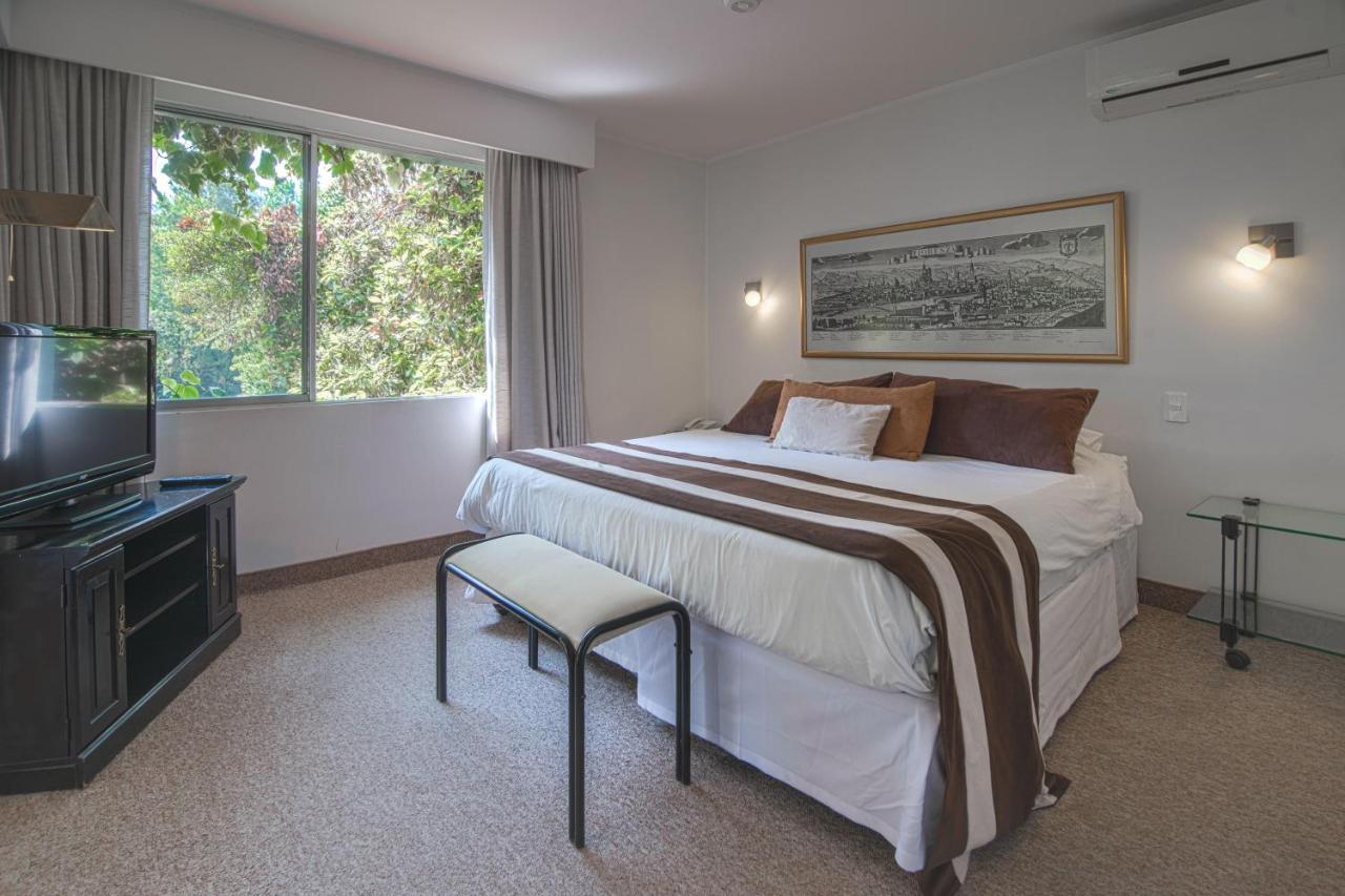 Hotel Acacias De Vitacura Сантьяго Экстерьер фото
