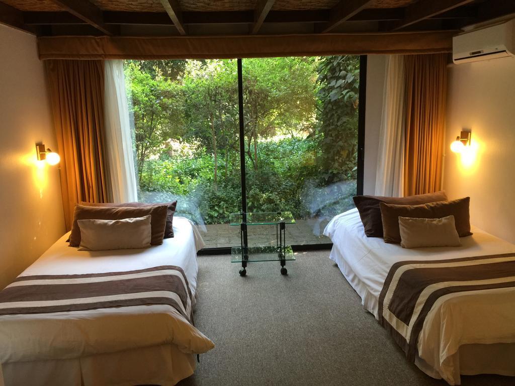 Hotel Acacias De Vitacura Сантьяго Экстерьер фото