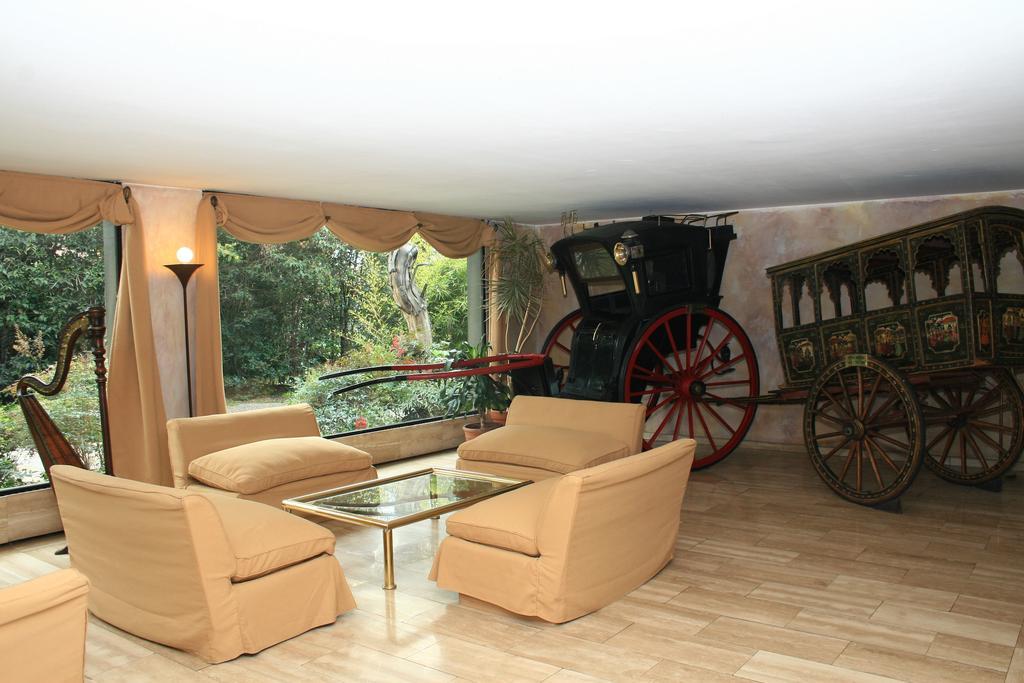 Hotel Acacias De Vitacura Сантьяго Экстерьер фото