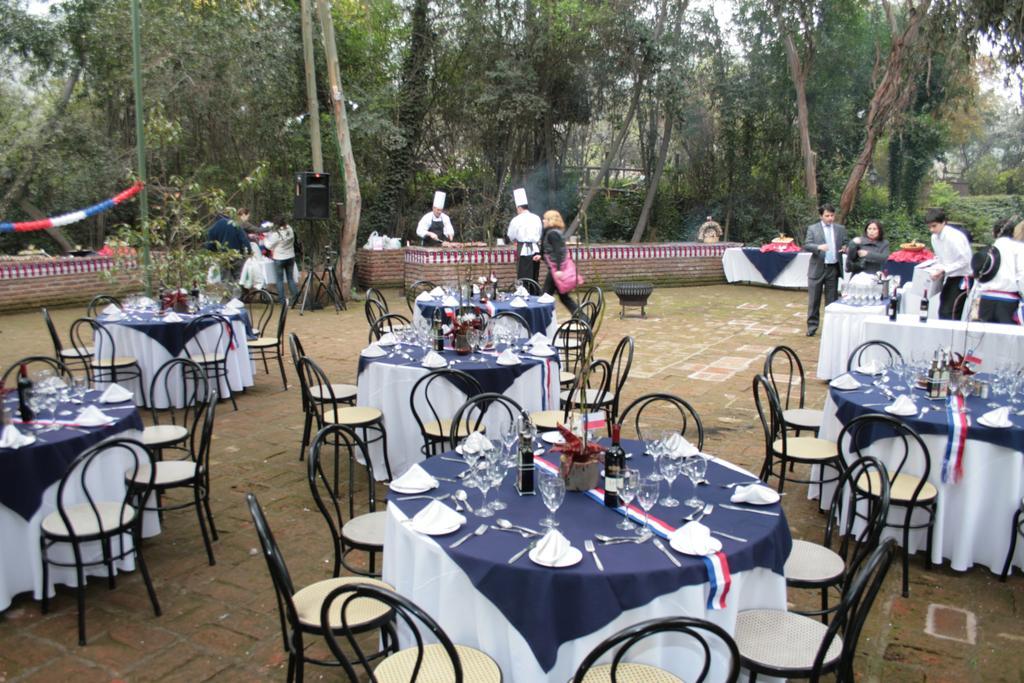 Hotel Acacias De Vitacura Сантьяго Экстерьер фото